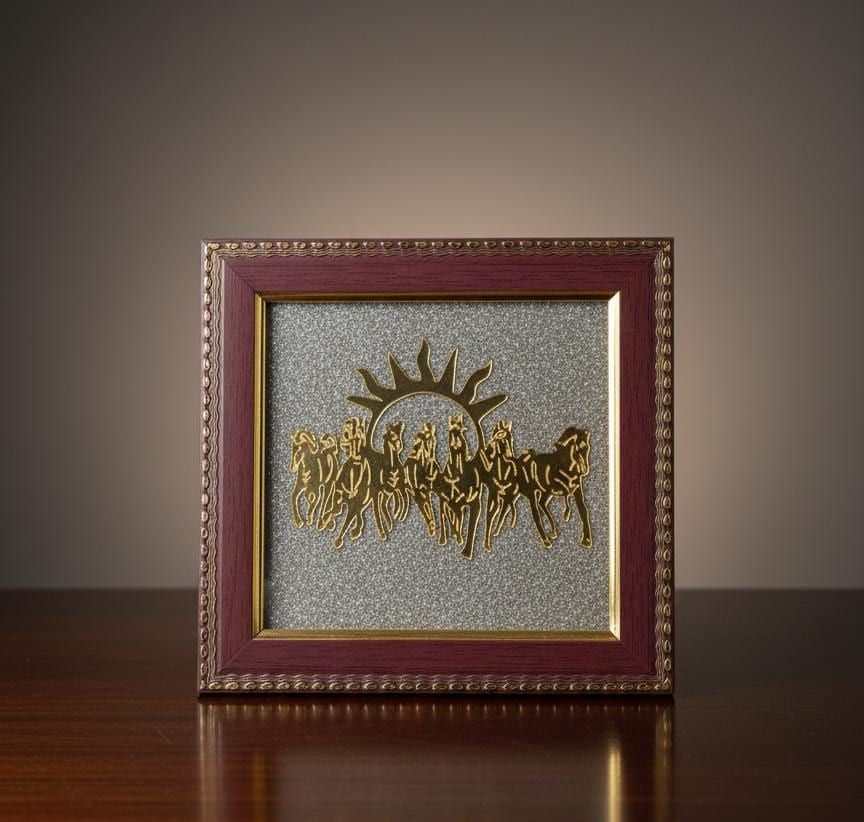 7 Horses Raw Pyrite Dust Frame