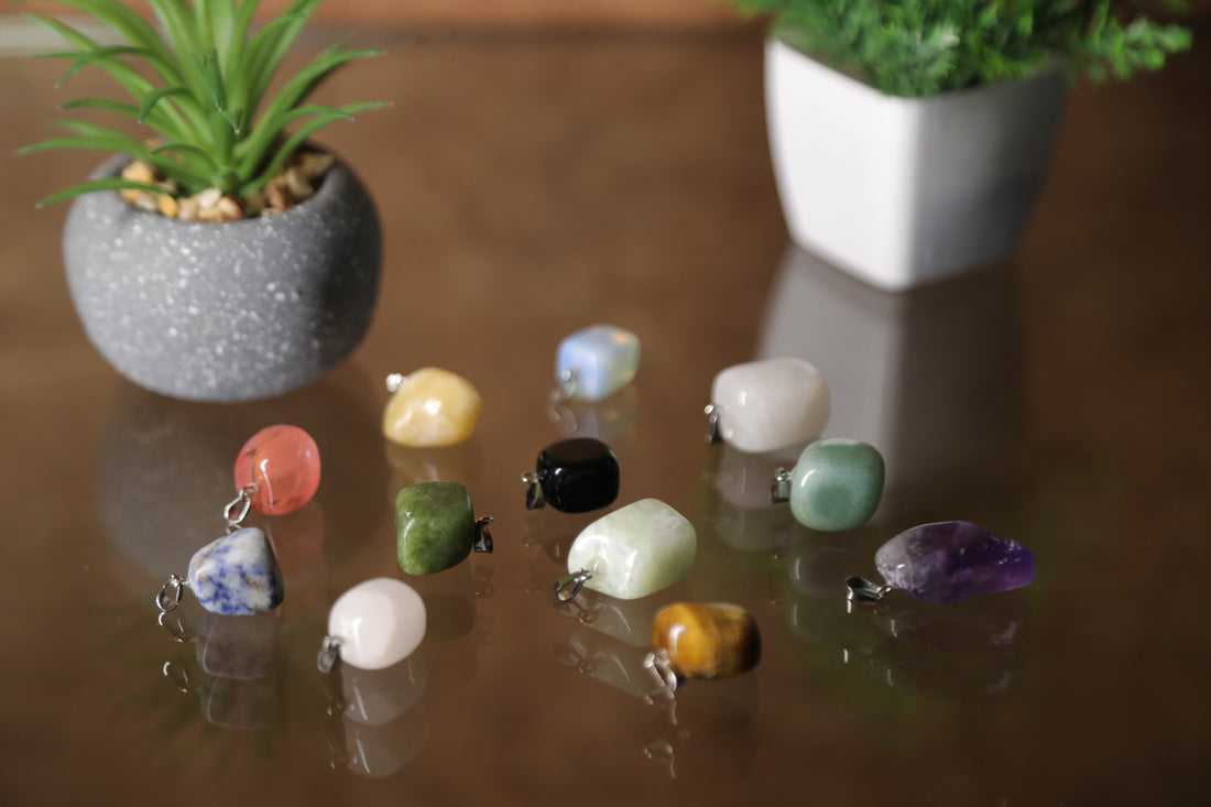 Natural Healing Crystal Pendants Stone Set