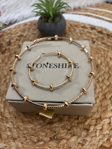 Beautiful Necklace and Bracelet Set