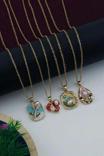 Handmade Pearl Pendant Necklace